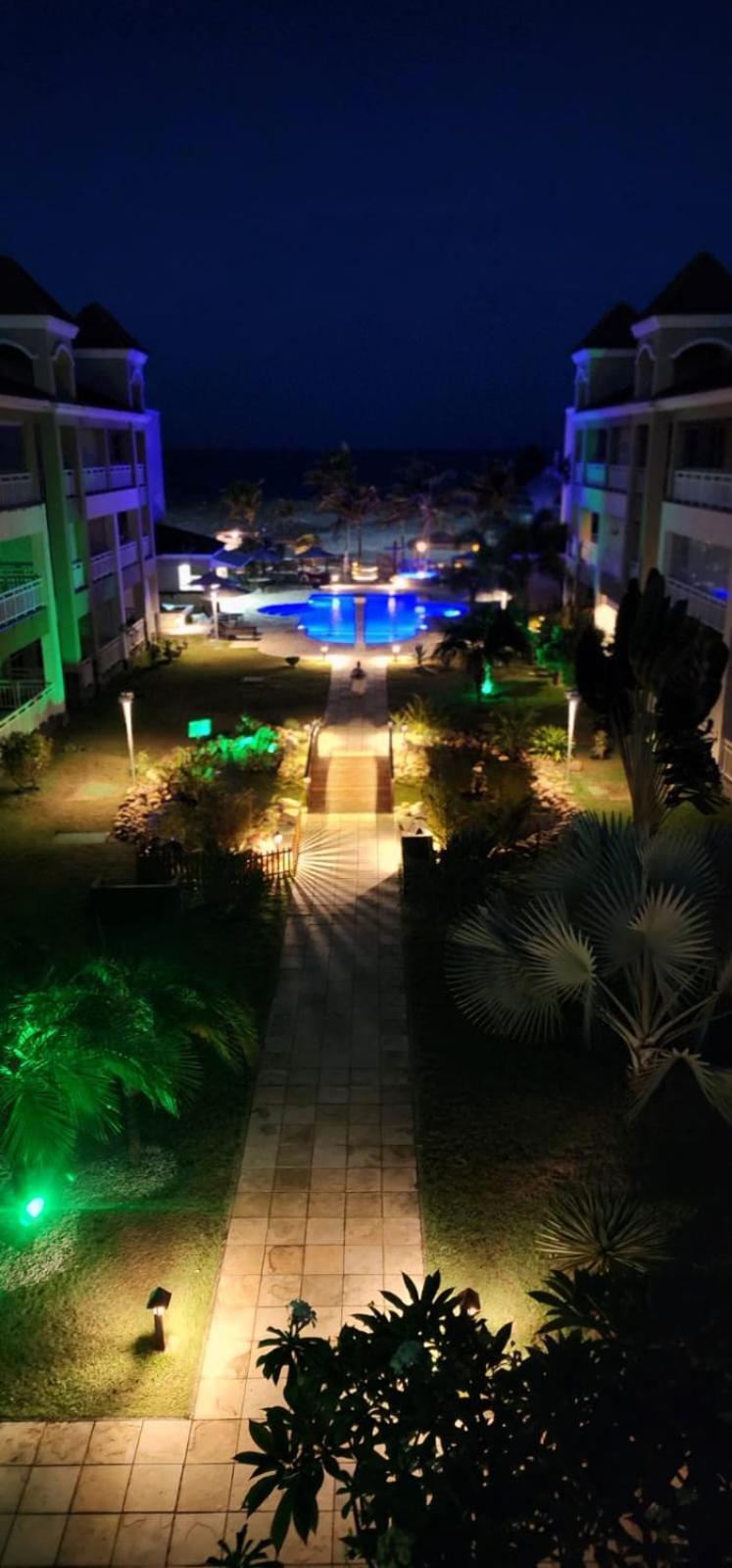 Atlantic Palace Apart-Hotel Aquiraz Exterior photo